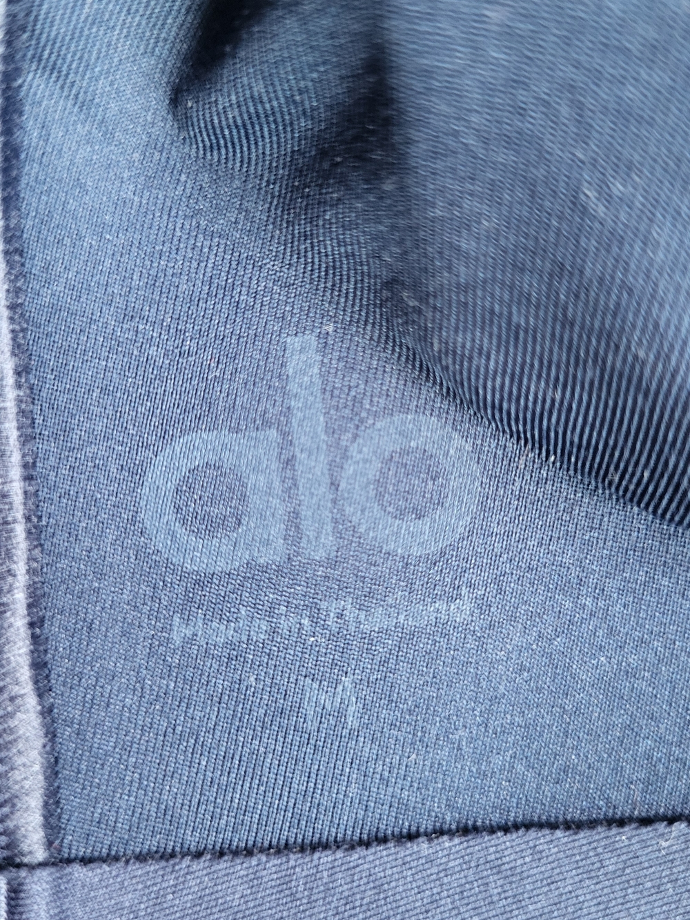 Alo Airlift Strength Bra Navy Blue Size M - Picture 5 of 5